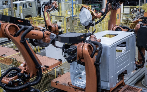 VWCO acelera digitalização e amplia robótica na produção